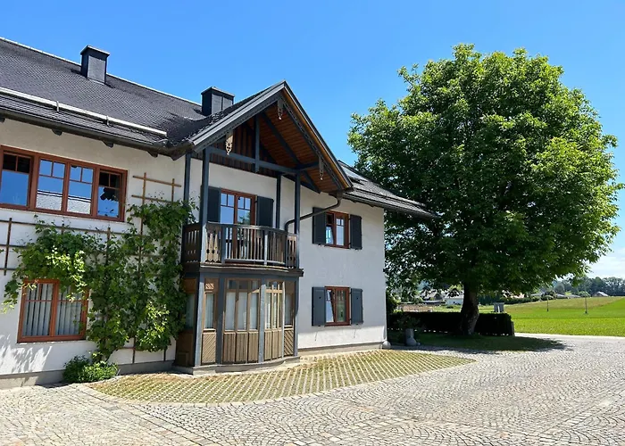 Traumhaft Grosse Ferienwohnung Naehe Attersee