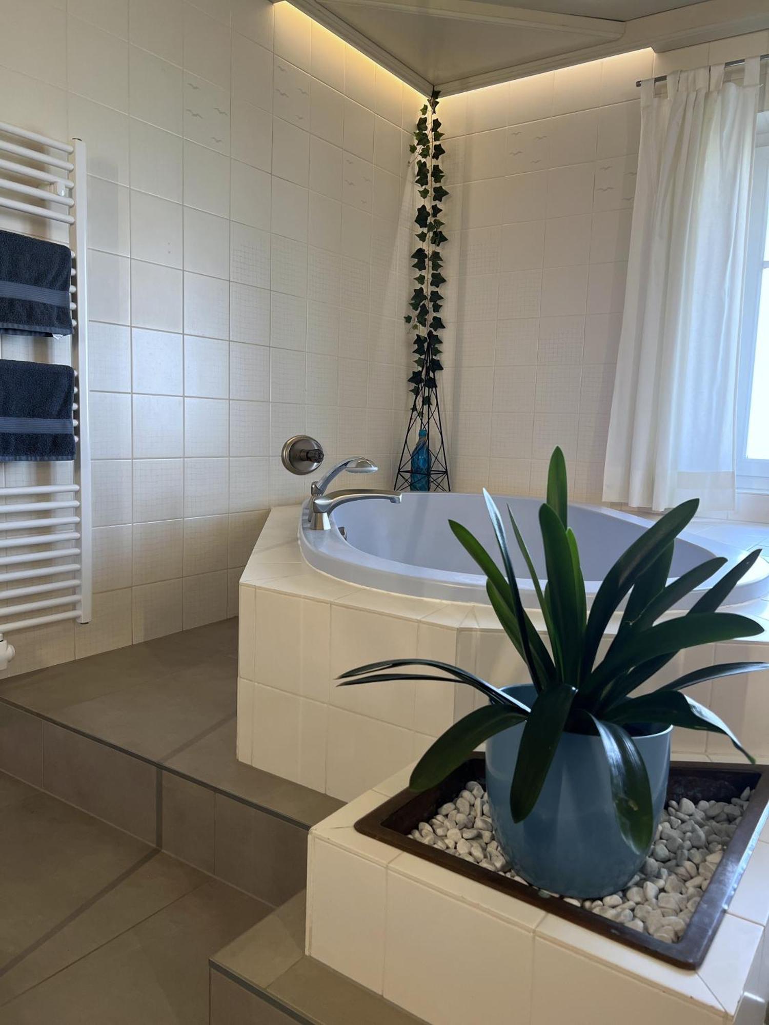 Apartment Traumhaft Grosse Naehe Attersee *